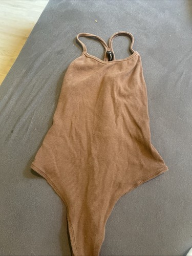 Brauner body größe - größe, s